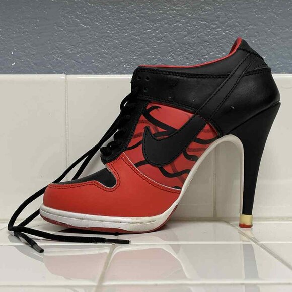 Nike dead end girl sneaker heels - Picture 7 of 13